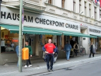 2005 05 16 Berlin Deutsches Turnfest Haus am Checkpoint Charlie