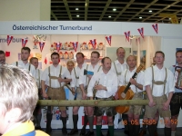 2005 05 18 Berlin Deutsches Turnfest Besuch beim ÖTB Stand in der Messehalle