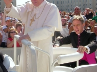 2006 09 06 Rom Petersplatz Generalaudienz mit Papst Benedikt 3