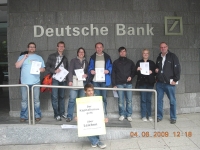 2009 06 02 DTF Frankfurt-besuch-der-deutschen-bank-mit-demonstration