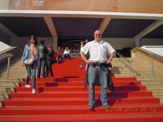 Vor dem Filmpalast in Cannes
