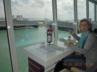 Erster Snack auf unserem Schiff - SB-Restaurant Windjammer