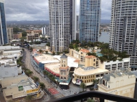 Blick vom Hotelzimmer im 20. Stock über Surfers Paradise
