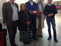 Glückwünsche für Franz Leitner zum Geburtstag am Linzer Flughafen