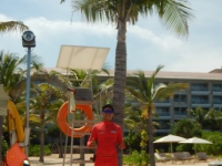lifeguard-des-luxushotels-mulia