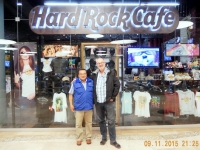 Lima Stamperlkauf im Hard Rock Cafe