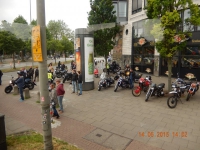 Polizeisperre wegen Motorradmesse in der Michaeliskirche