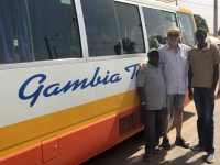 Reiseleiter Sam und Busfahrer Adamo