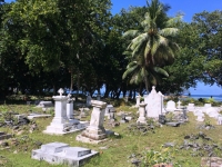 2016 11 01 La Digue Privatfriedhof der ersten Siedler auf der Insel