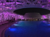 2016 10 27 Abu Dhabi Yas Viceroy Hotel mit Dachpool 3