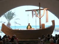 Messe durch Pfarrer Öhler mit herrlichem Blick auf den See Genezareth