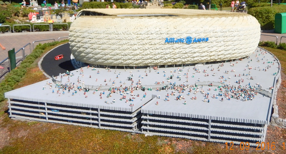 München Allianz Arena 5 Mio Steine wurden benötigt