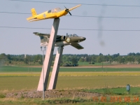 Vorbeifahrt bei der Saab_Flugzeugfabrik