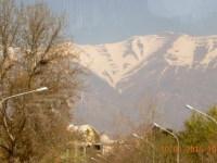 Blick auf die schneebedeckten Berge rund um Teheran