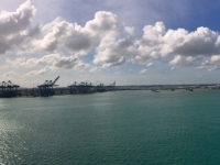2017 03 24 Colon Panama Einfahrt in den Hafen 1