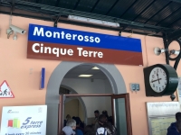 Ankunft am Bahnhof in Monterosse