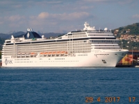 2017 04 29 Meine umgebaute MSC Orchestra liegt im Hafen von La Spezia