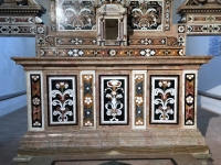 Intarsieneinlagen in der Kirche San Francesco