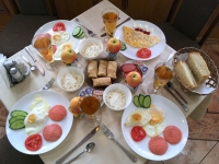 2017 08 27 Astana sehr gutes kasachisches Frühstück