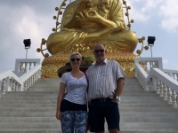 Goldener Buddha in  Samut Songkhram