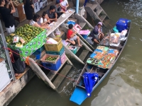 2017 10 28 Thailand Amphawa Floating Markt mit Bootsküchen