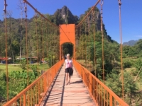 2017 11 07 Tham Chang Tropfsteinhöhle Zugangsbrücke 0