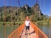 2017 11 07 Tham Chang Tropfsteinhöhle Zugangsbrücke
