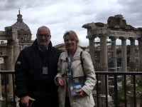 Forum Romanum mit Reiseleiterin Anne