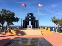 2018 03 01 Kyrenia Kriegerdenkmal