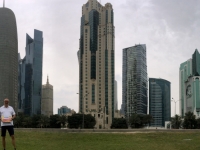 Doha Skyline mit Doha Tower Reisewelt on Tour