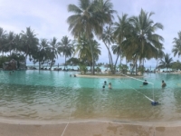 2018 04 12 Sun Island Pool