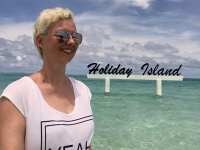 2018 04 12 Holiday Island Logo mit Jutta