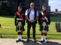 2018 05 19 Edinburgh Castle mit Soldaten in Ausgangsuniform