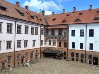 2018 06 27 Schloss Mir Innenhof 1