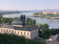 Blick auf die Donau von der Kirche aus