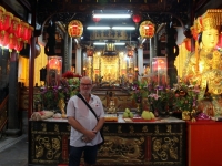2018 09 23 Taipei Tempel mitten im Shilin Nachtmarkt
