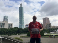 2018 09 24 Taipei Tower 101 von Sun Yat Halle aus_ASVOÖ Informer 1