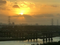 Sonnenuntergang bei der Zugfahrt