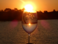 Gin Tonic im Sonnenuntergang