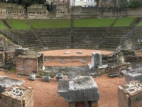 2018 12 30 Triest Forum Romanum mit 2 x Jutta