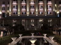 Palace Hotel Kempinski mit Brunnen