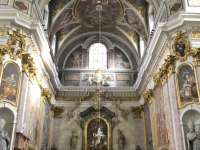 Dom St. Nikolaus Altar mit Gewölbe