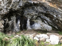 Unbewohnte Höhle