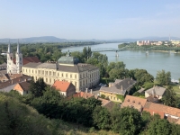 Blick auf Donau mit Slowakei drüben