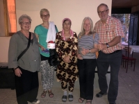2019 09 29 Samarkand Geschenkübergabe an Gattin von RL