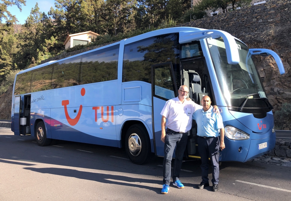 2019 10 23  Ausflug Teide Busfahrer Chicco