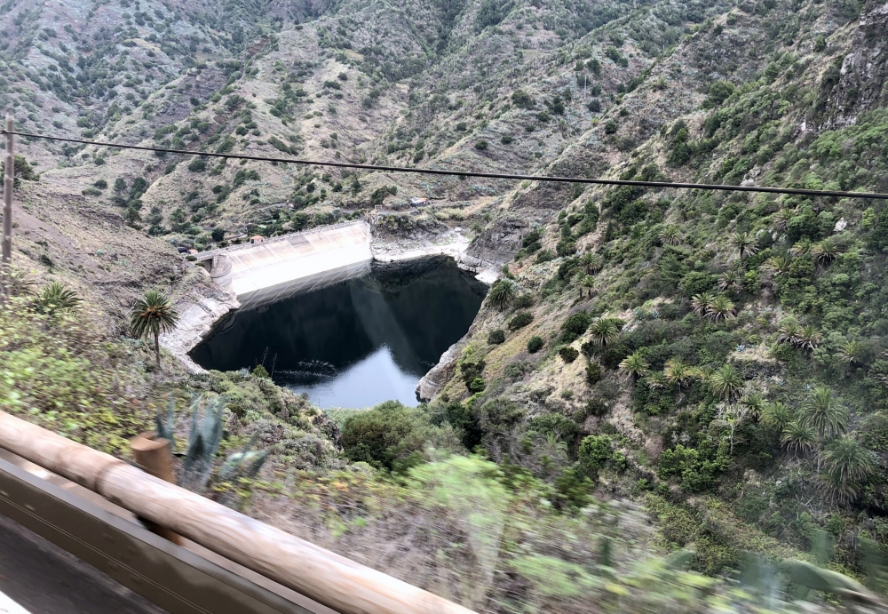 2019 10 25 Ausflug nach La Gomera Stausee vom Regenwasser