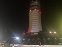 2019 11 30 Wien Flughafen Empfang durch Busunternehmen Krautgartner