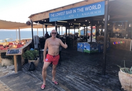 2019 11 25 Kalia Beach am Toten Meer tiefstgelegene Bar der Welt