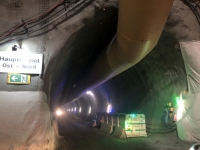 Haupttunnel Ost Richtung Nord mit Notfallcontainer